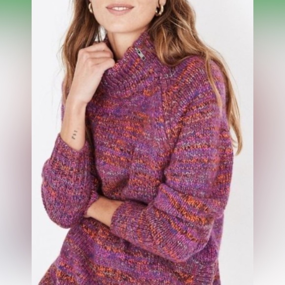 Madewell Sweaters - Madewell 💗 GUC 💗 turtleneck sweater with zipper on side. Size: XS